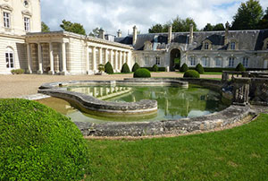 Château de Bizy guided tour 