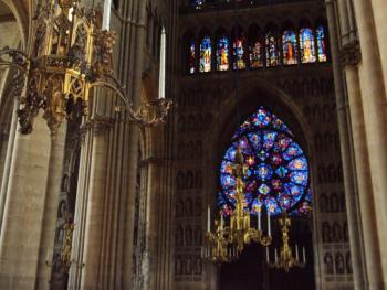 Notre-Dame-de-Reims-Interieur.jpg