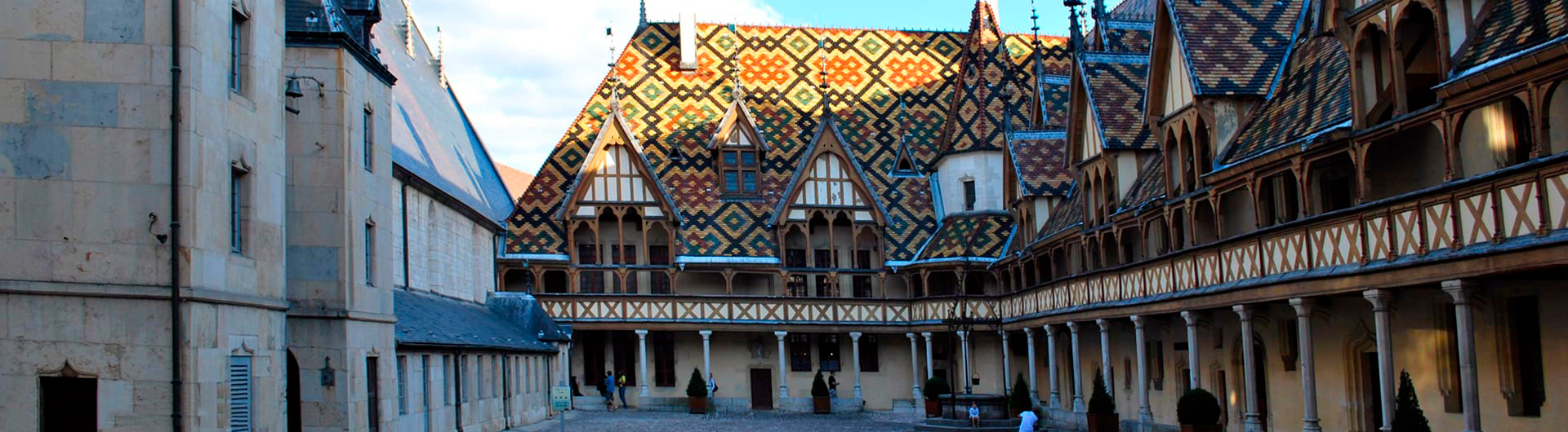 THE HOSPICES DE BEAUNE A CHARITY HOSPITAL