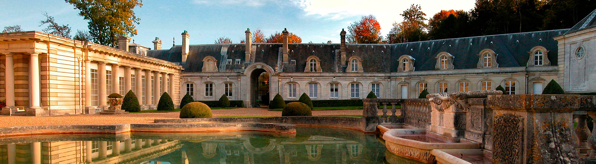 Guided tour of Château de Bizy